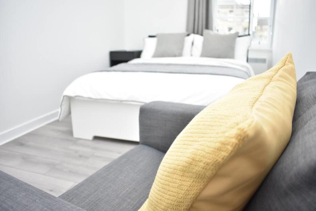 Modern & Bright 1 Bed For 4 Close To City Centre! Edimburgo Exterior foto